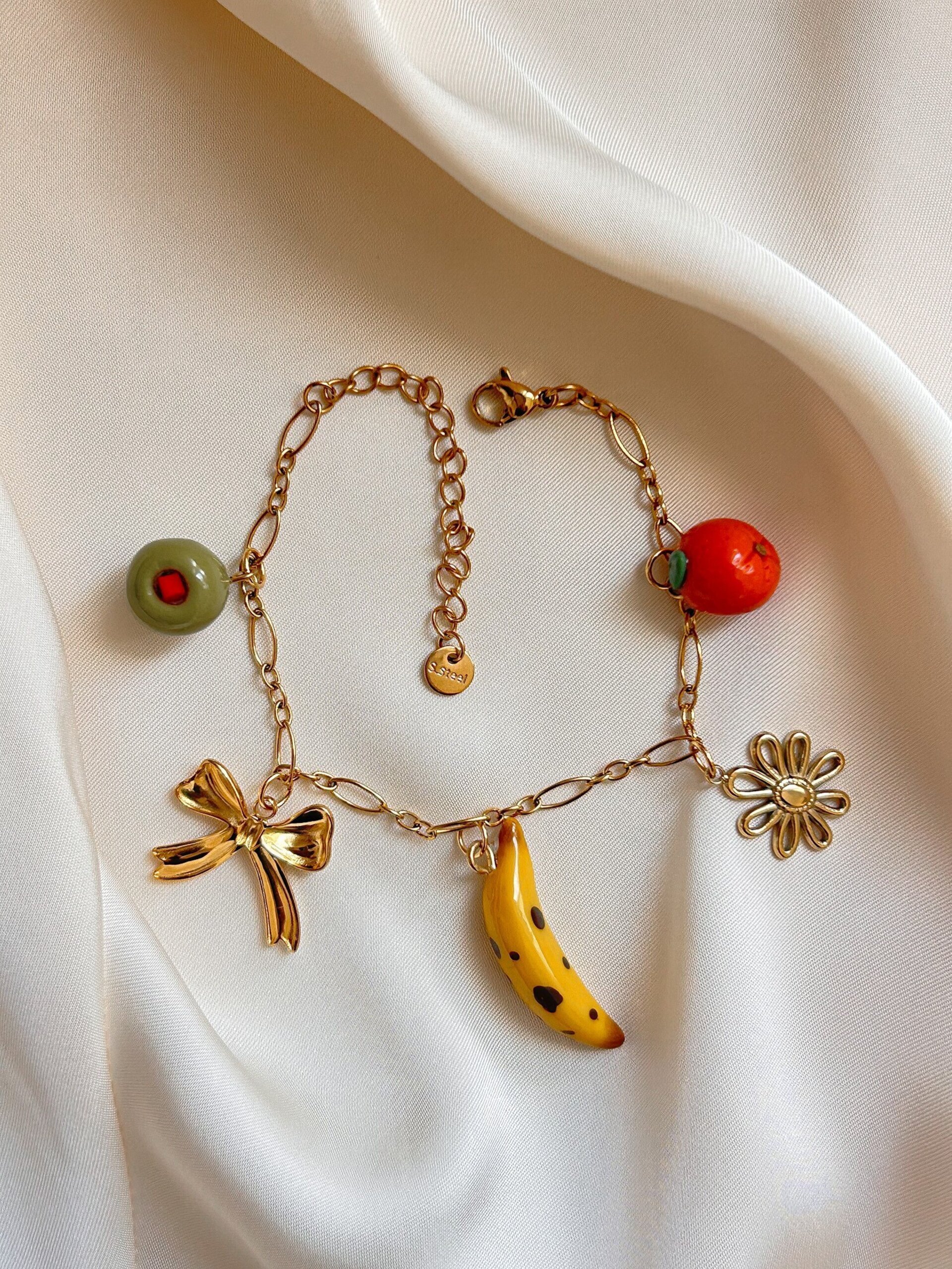 Charms dorados - 2